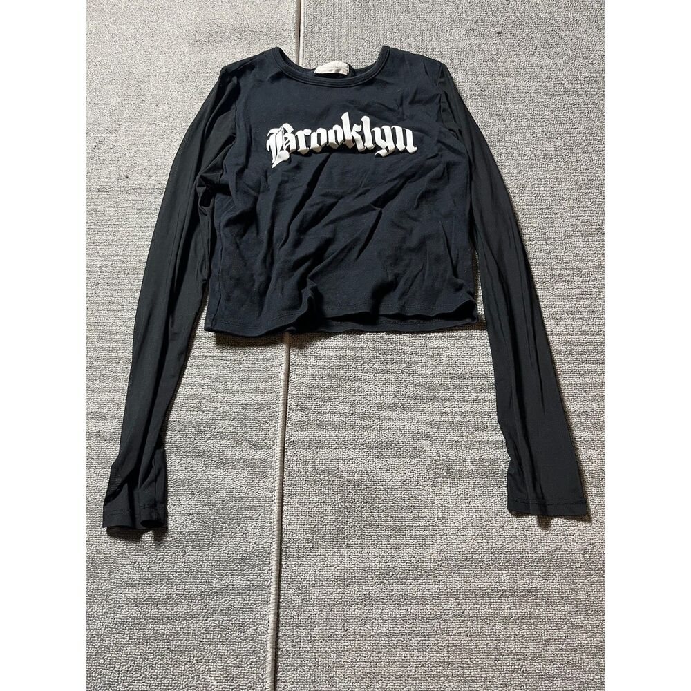 Sweet Lilac XL Womens Brooklyn Graphic Cropped Long Sleeve Tee